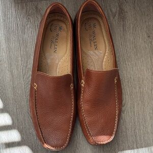 Lightly worn Wallins&Bros tan loafers in size 15.
